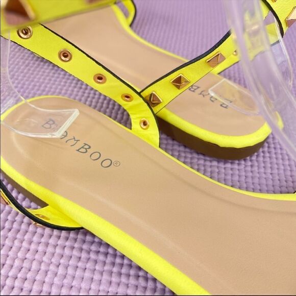 Bamboo Kick 62 Pyramid Stud Gladiator Sandals 6.5 Yellow Square Toe - Picture 11 of 11